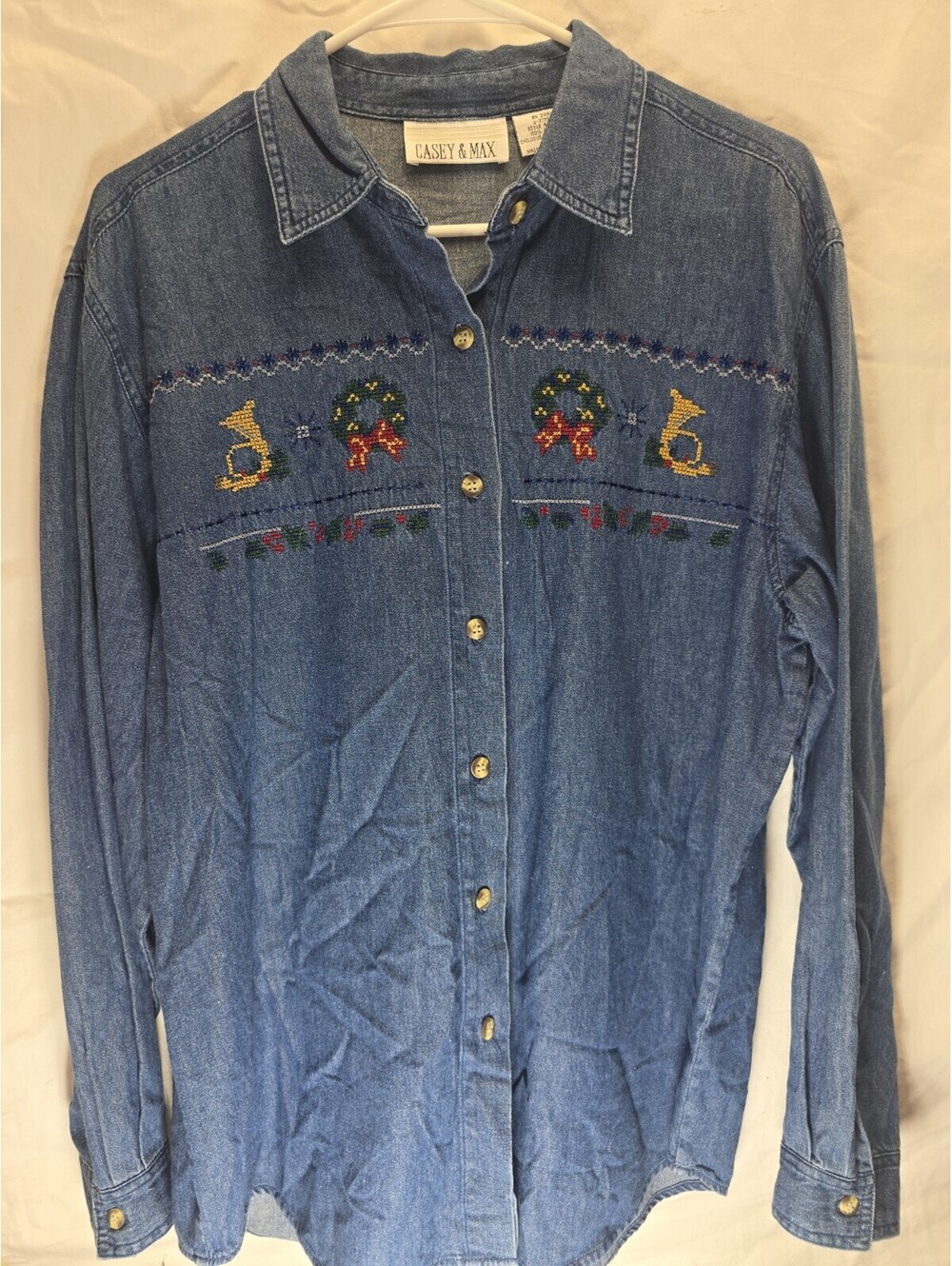 Vintage Casey and Max Christmas Embroidered Denim Shirt Wreath Horn Womens L